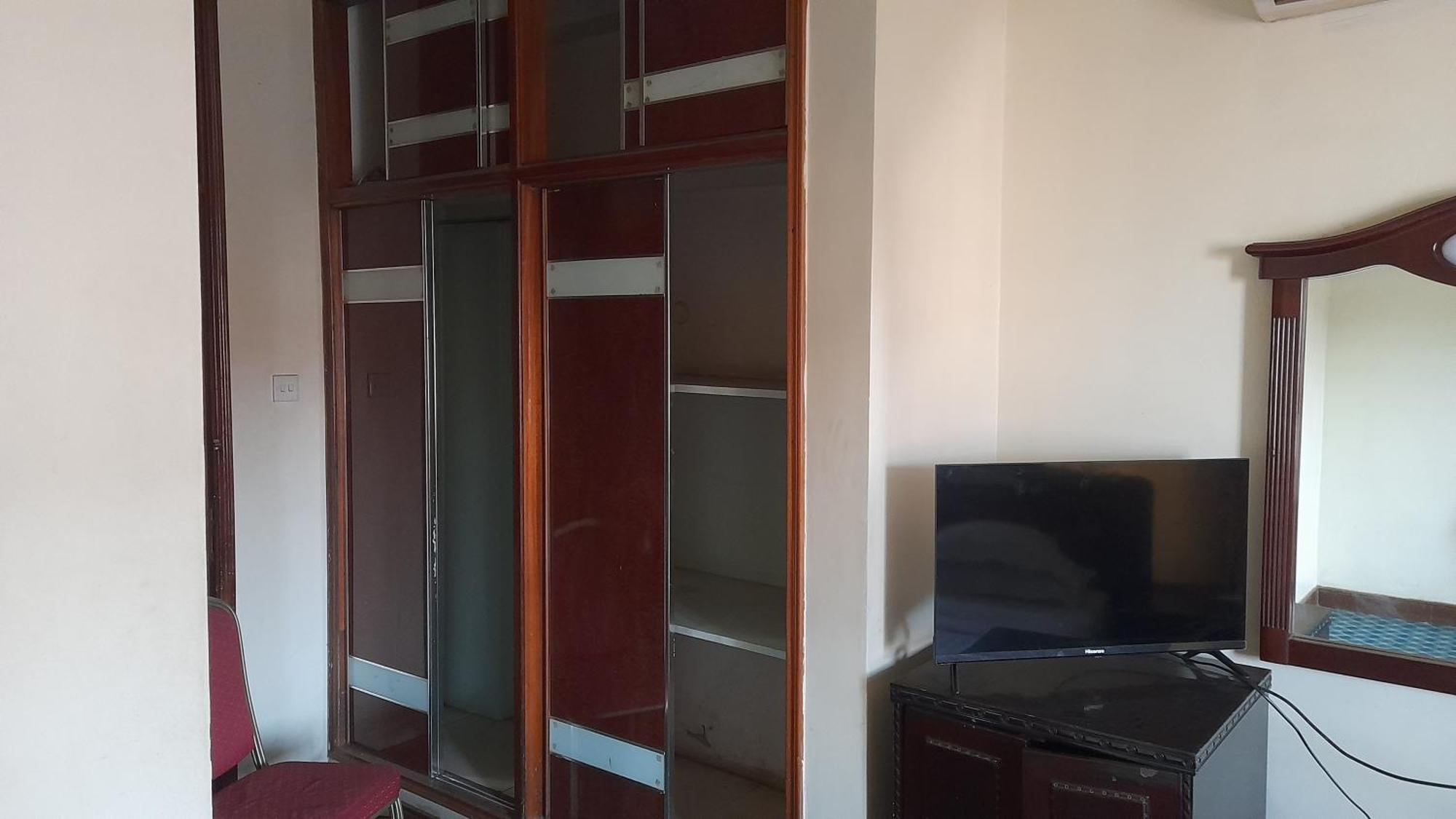 New Jbk Hotel Kampala Exterior foto