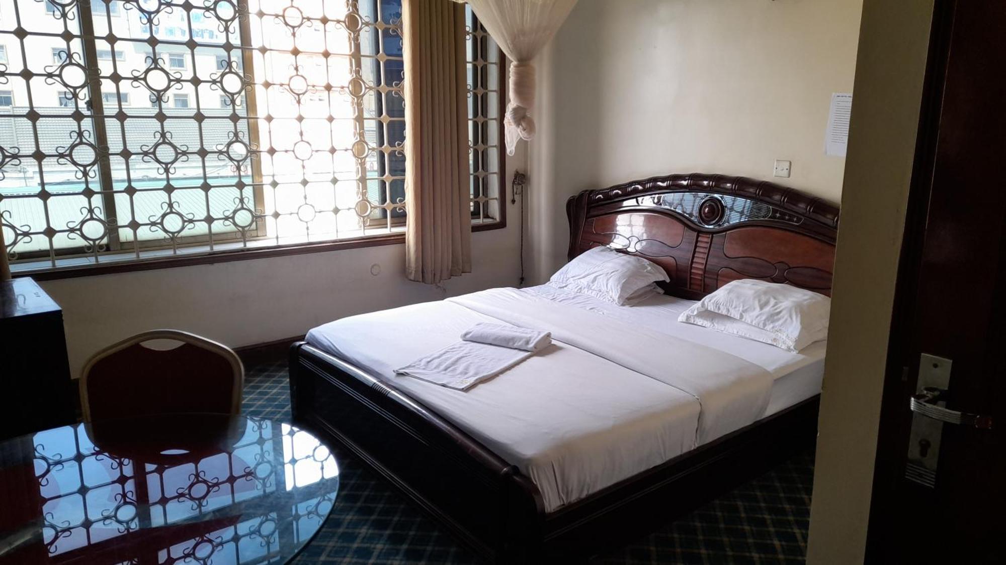 New Jbk Hotel Kampala Exterior foto