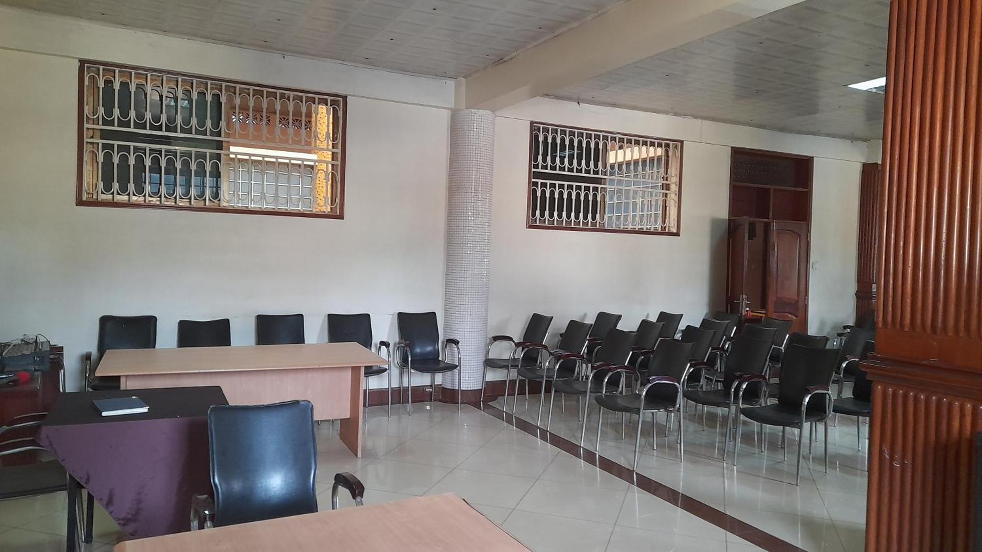 New Jbk Hotel Kampala Exterior foto